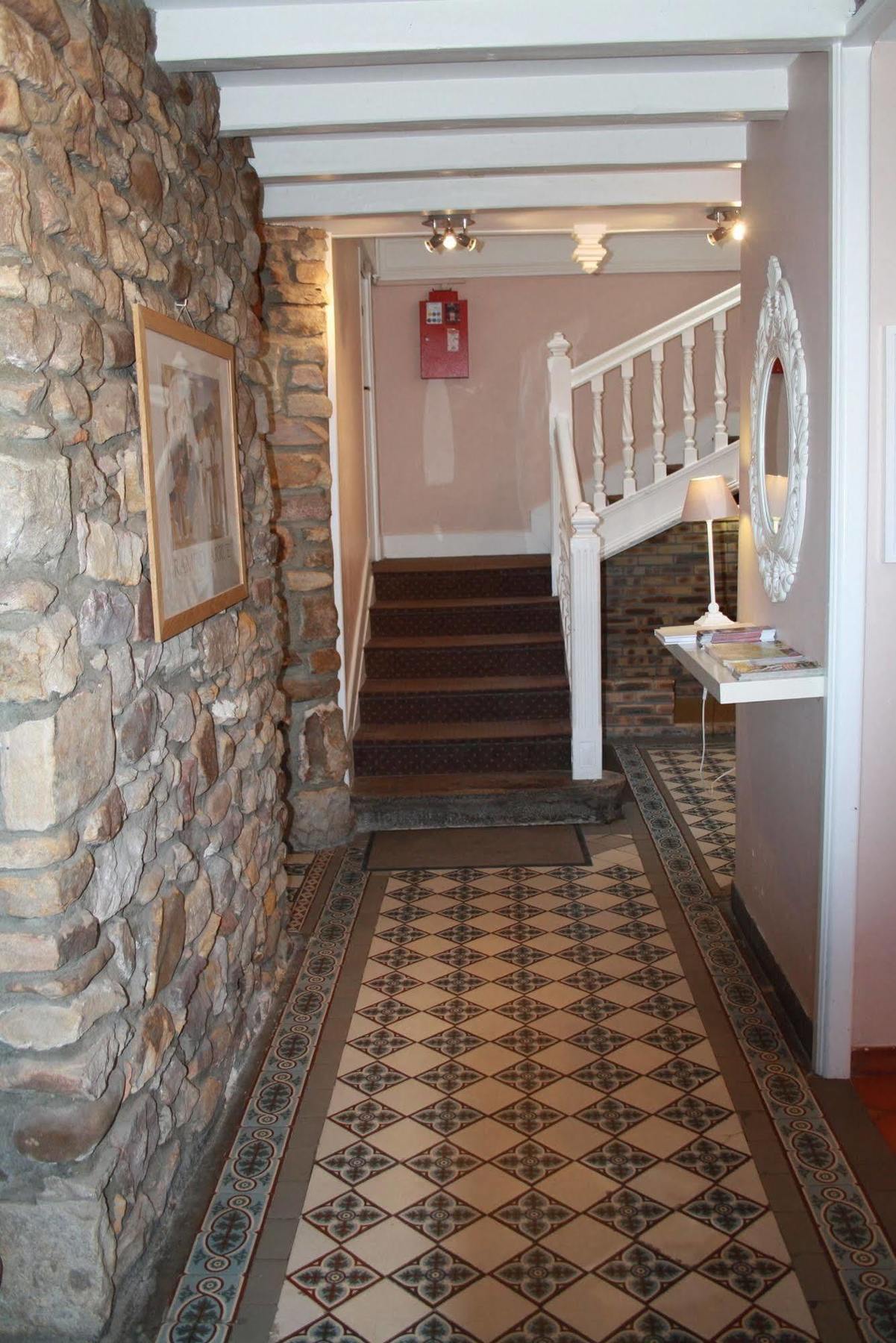Hotel De La Rhune Ascain Bagian luar foto