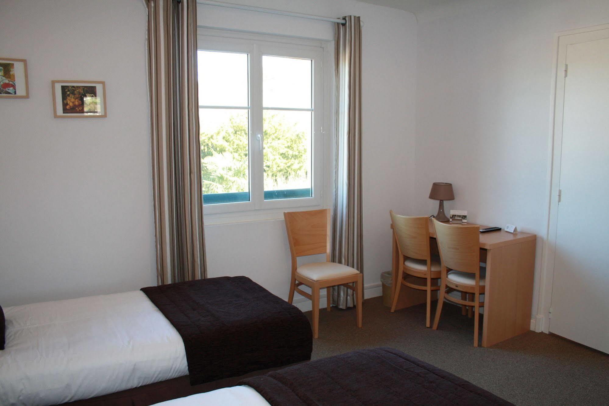 Hotel De La Rhune Ascain Bagian luar foto